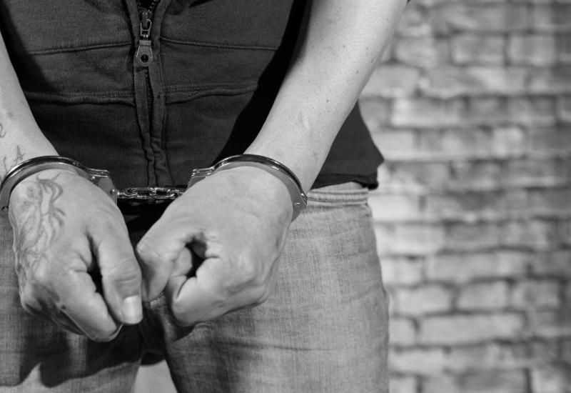 Državljanin Srbije uhićen u Mostaru zbog sumnje na spolni odnos s djetetom